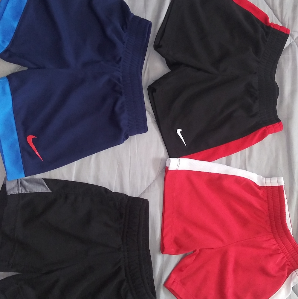Toddler Nike shorts 24m